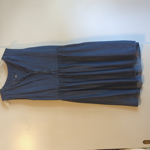 Tommy Hilfiger Sleeveless Chambray Dress Size 12 - Picture 1 of 8